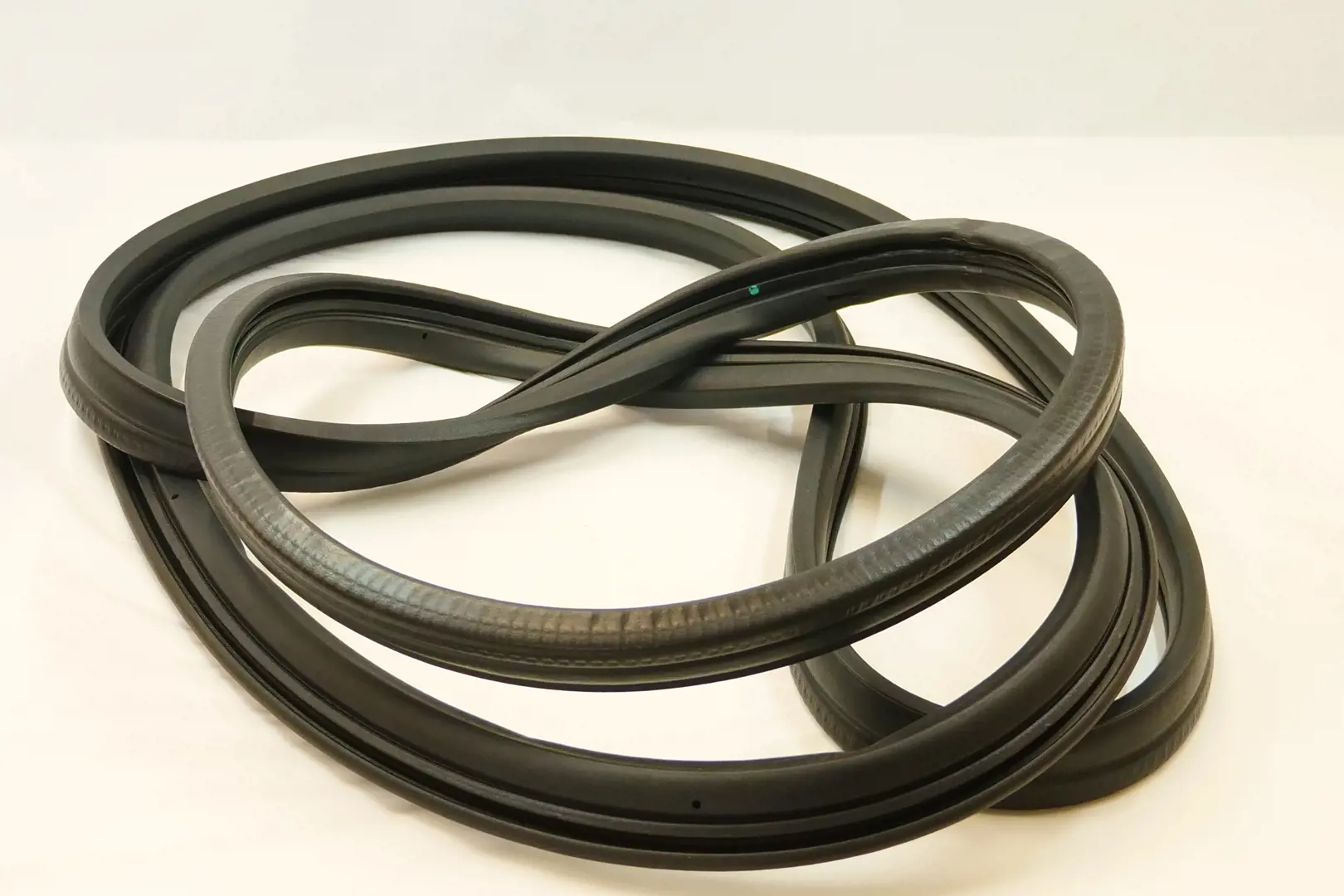 Image 1 for #3G710-70680 WEATHERSTRIP, SH