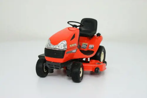 Image 14 for #70000-00356 Kubota T1870 Riding Mower - 1:24th Scale