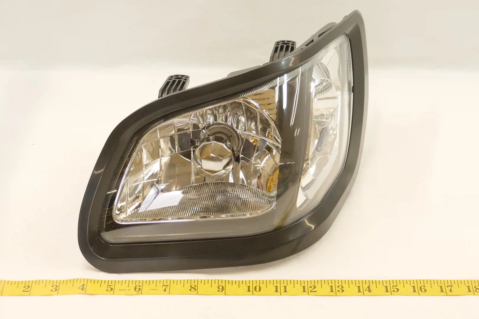 Image 8 for #3C081-75723 ASSY LAMP, HEAD