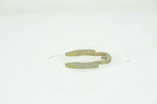 New Holland #579497 RING RETAINNG