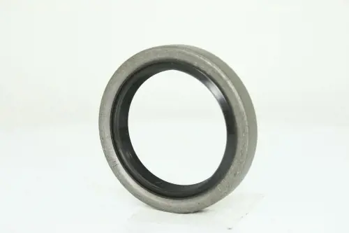 Image 2 for #225615 17270 OIL SEAL