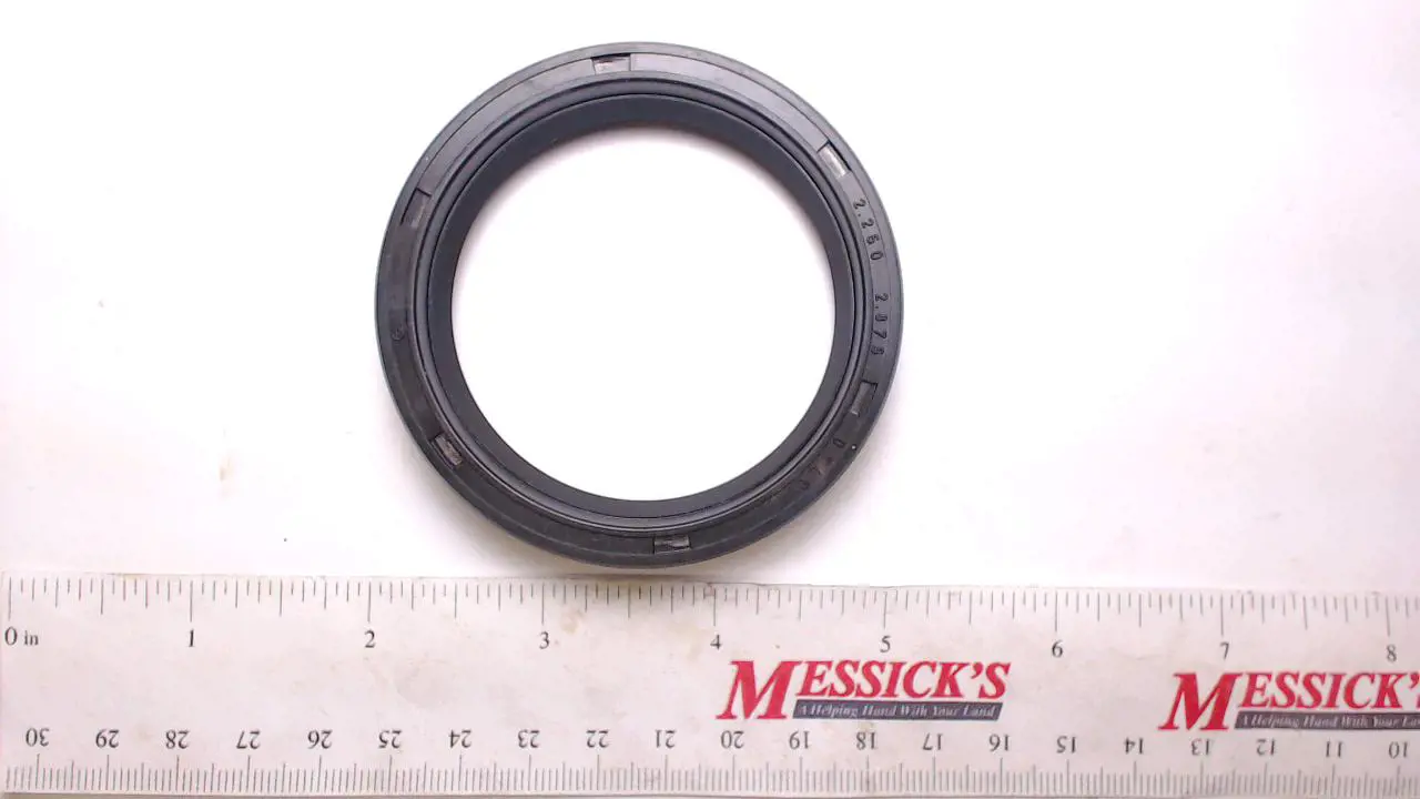 Case IH #3071148R91 SEAL