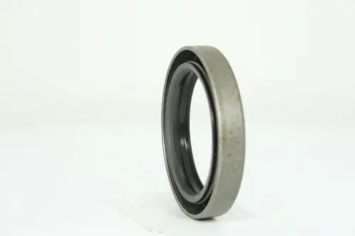 Image 12 for #225615 17270 OIL SEAL