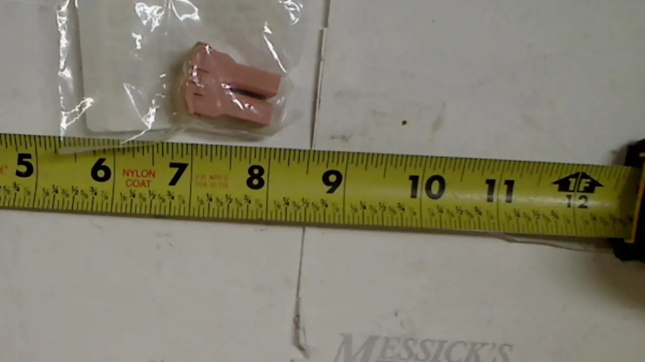 Kubota #T1060-30510 30 Amp Fuse