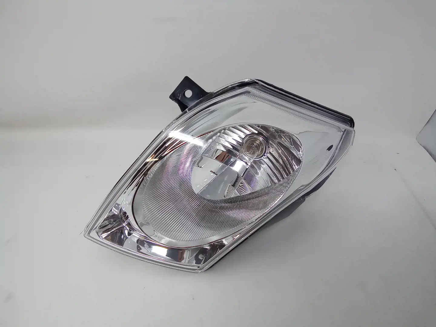 Genuine Kubota Tractor Right Side Head light Head Lamp Front Light TC422- 30026