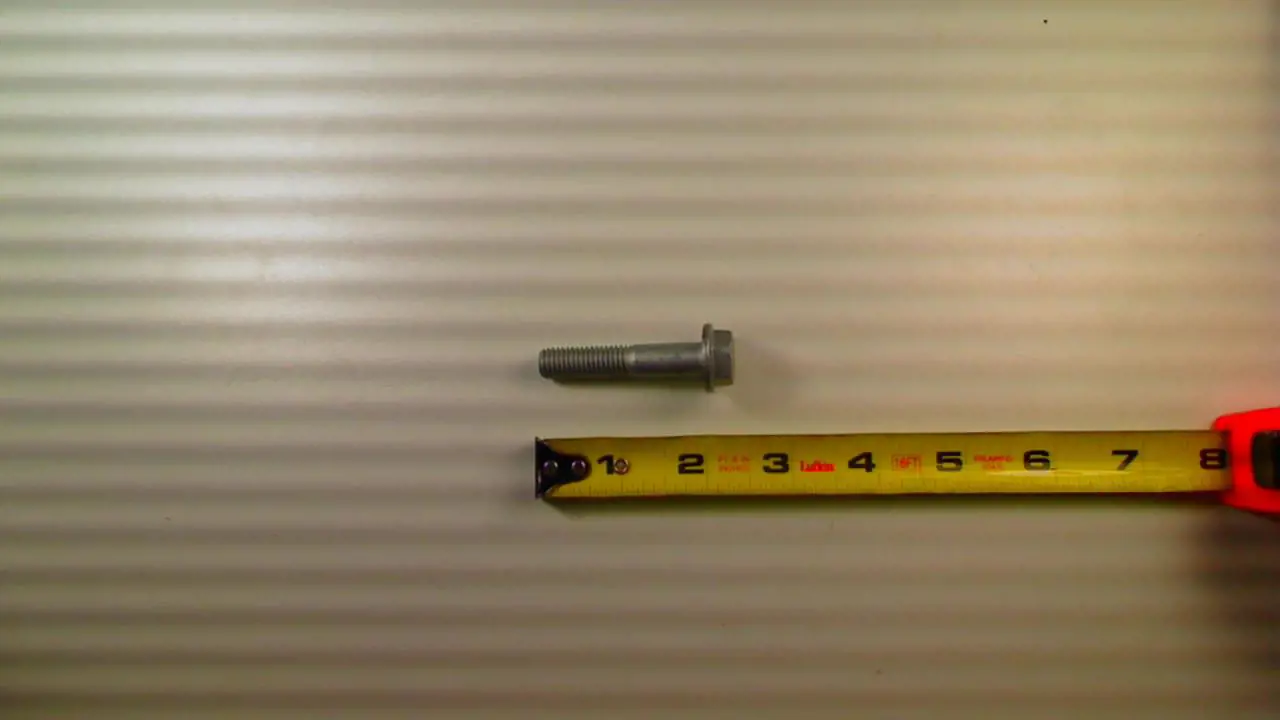 Image 1 for #16587625 SCREW
