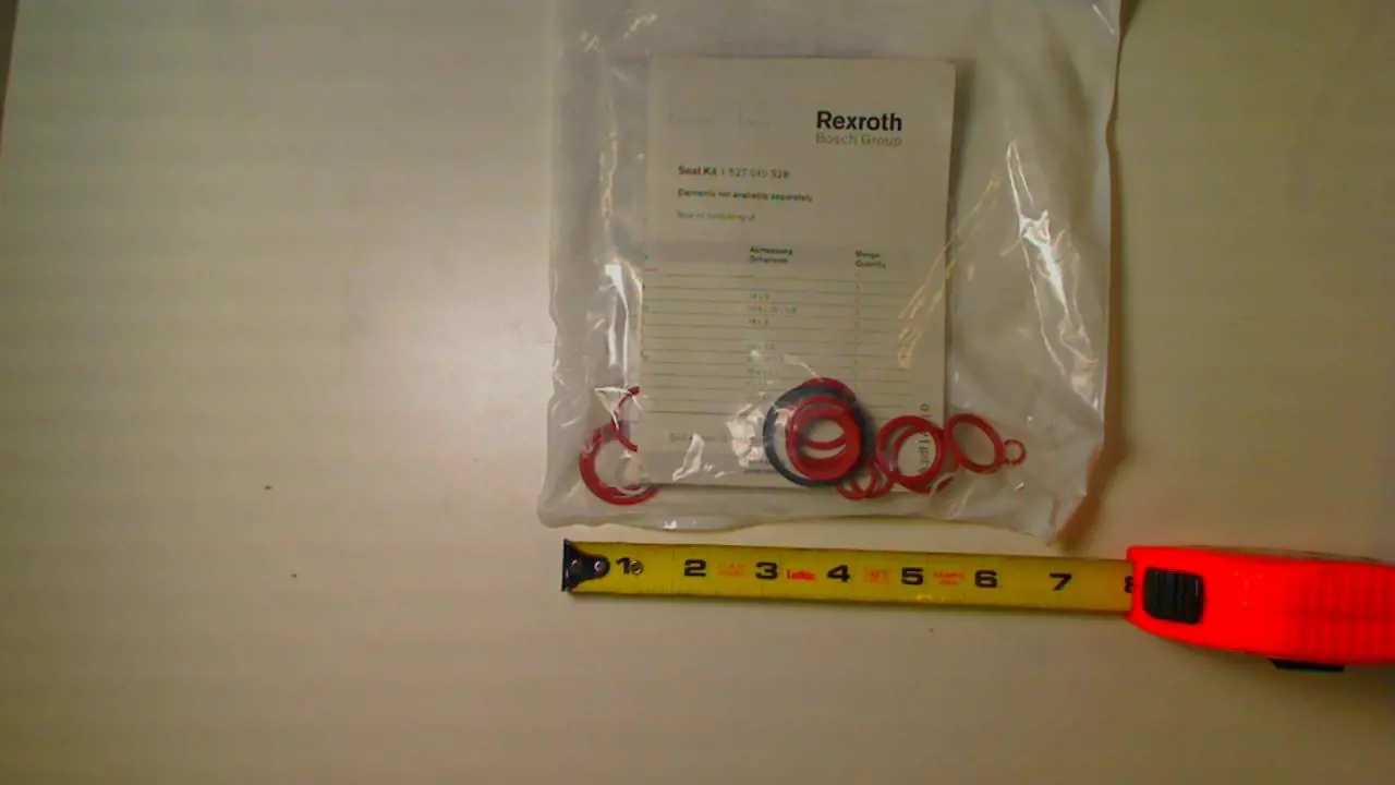New Holland #1328394C1 KIT, SEALS