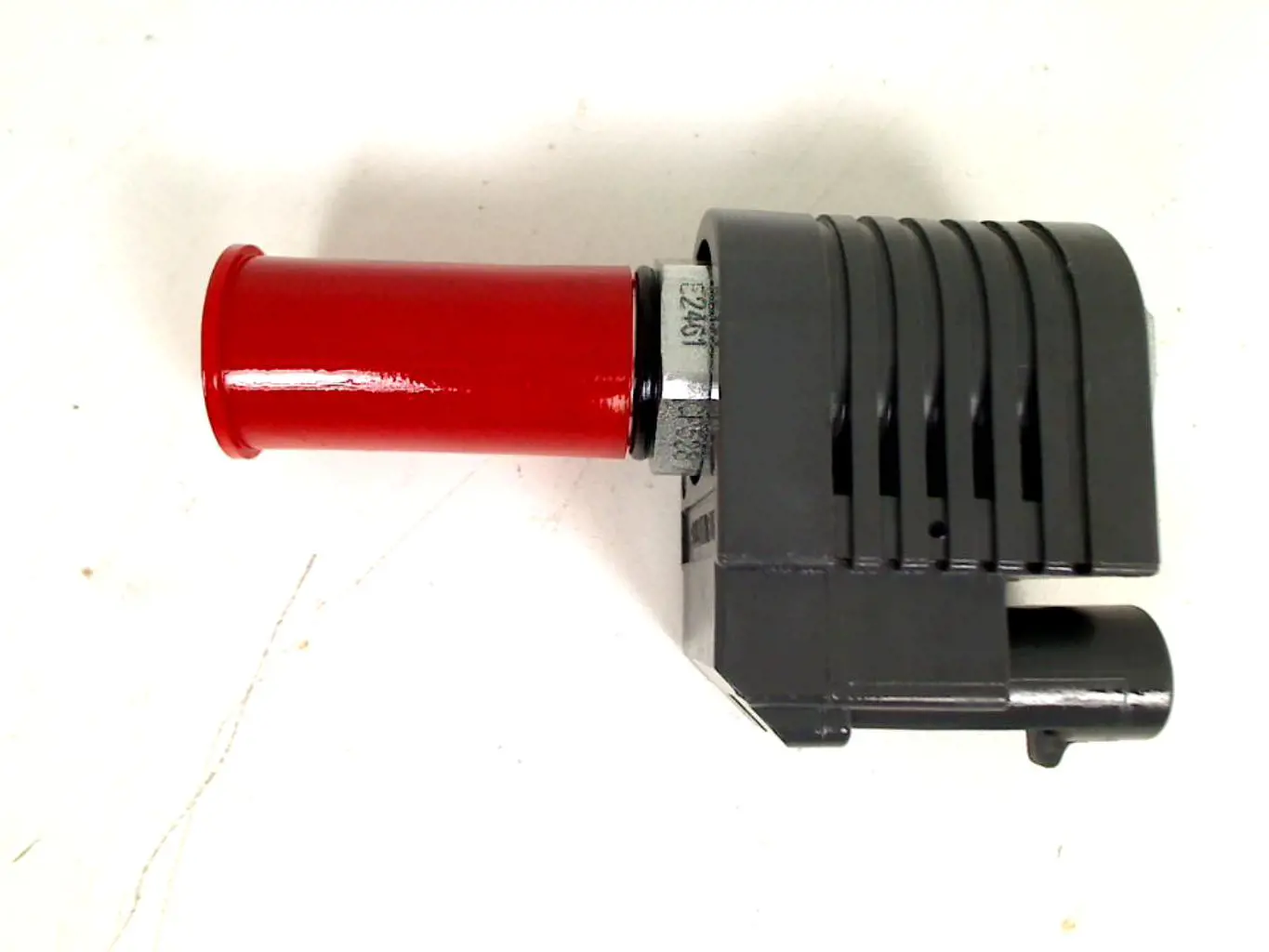 New Holland #87483833 VALVE
