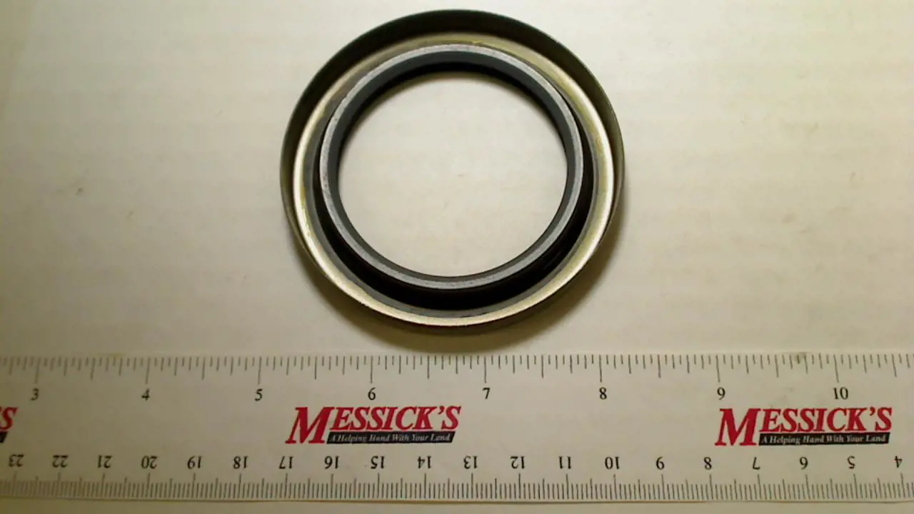 Image 1 for #189602 OIL SEAL