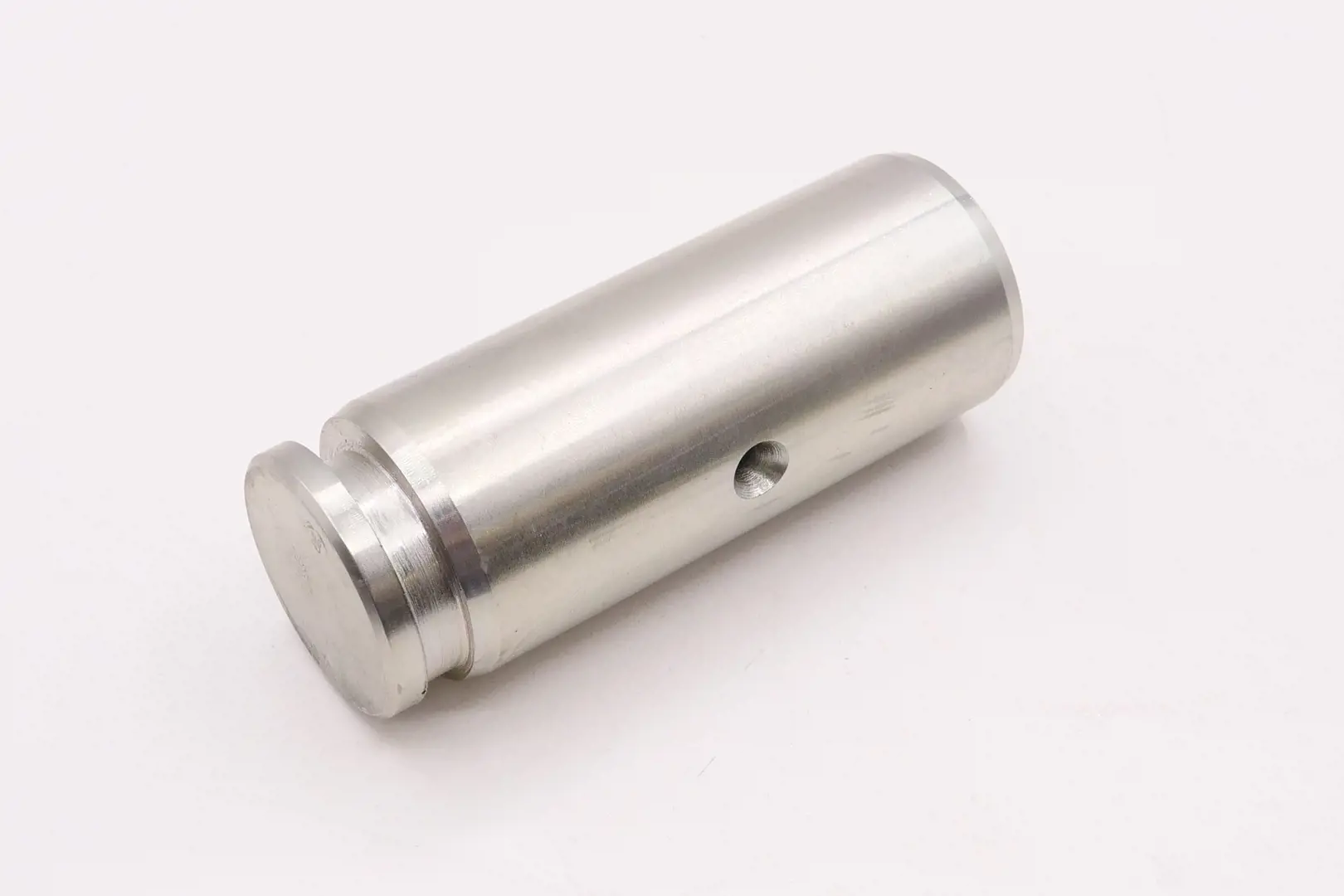 Kubota #V1311-76190 PIN(38.1X100)